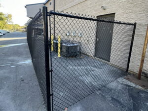 recent fence projects pic 3 chainlink commercial